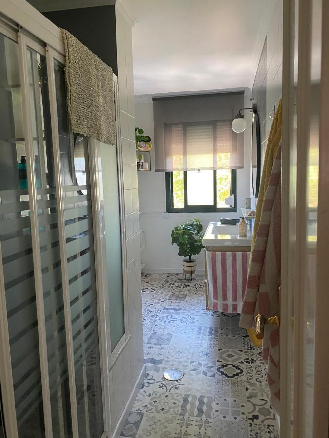 Acogedor Apartamento En Pleno Corazon De Triana Sevilla Eksteriør billede