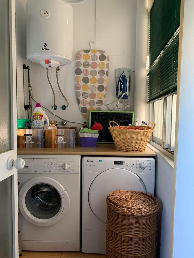 Acogedor Apartamento En Pleno Corazon De Triana Sevilla Eksteriør billede